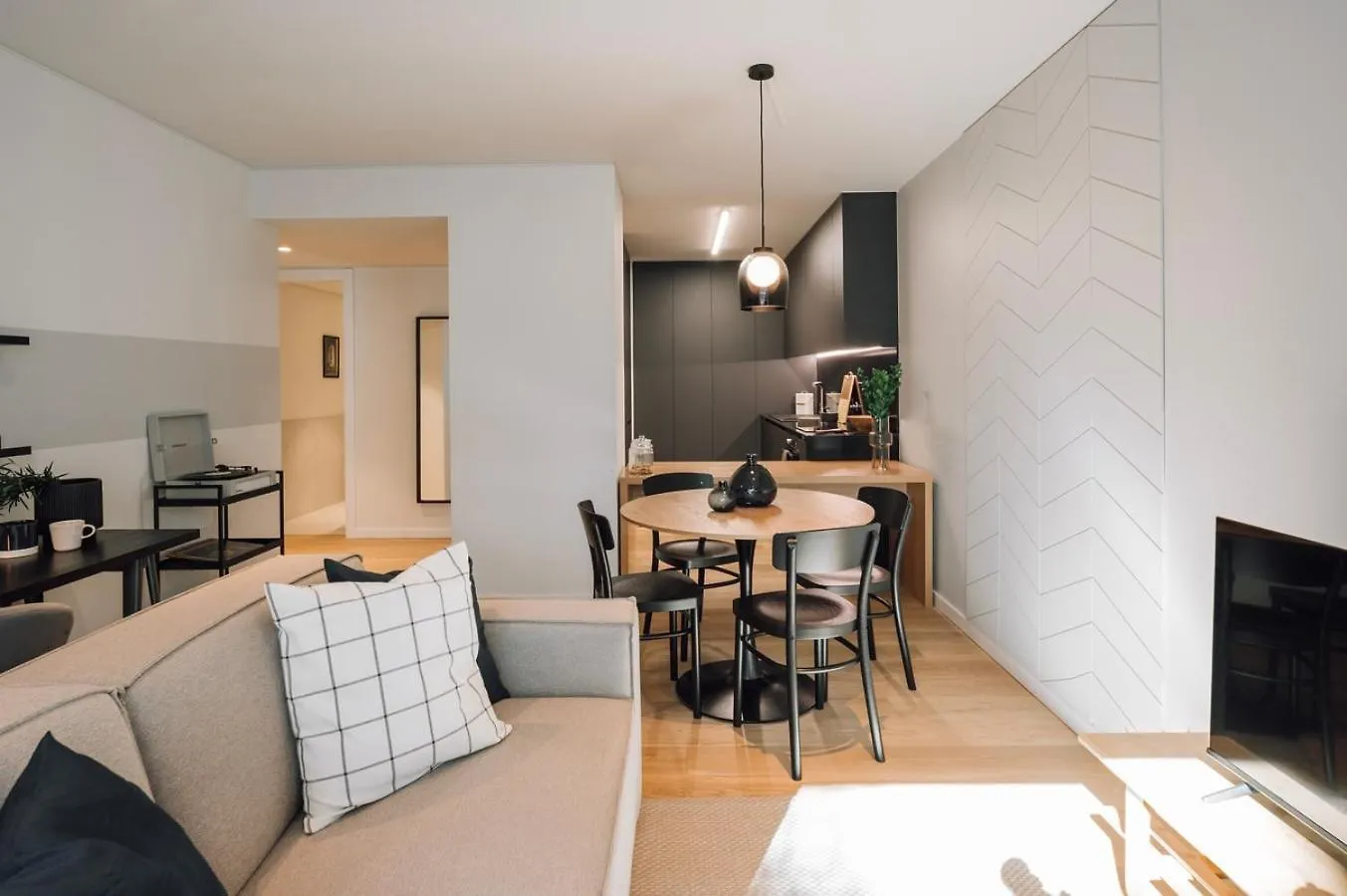 Tamariz - 1 Bedroom And Pool In Avenidas Novas 리스본 아파트