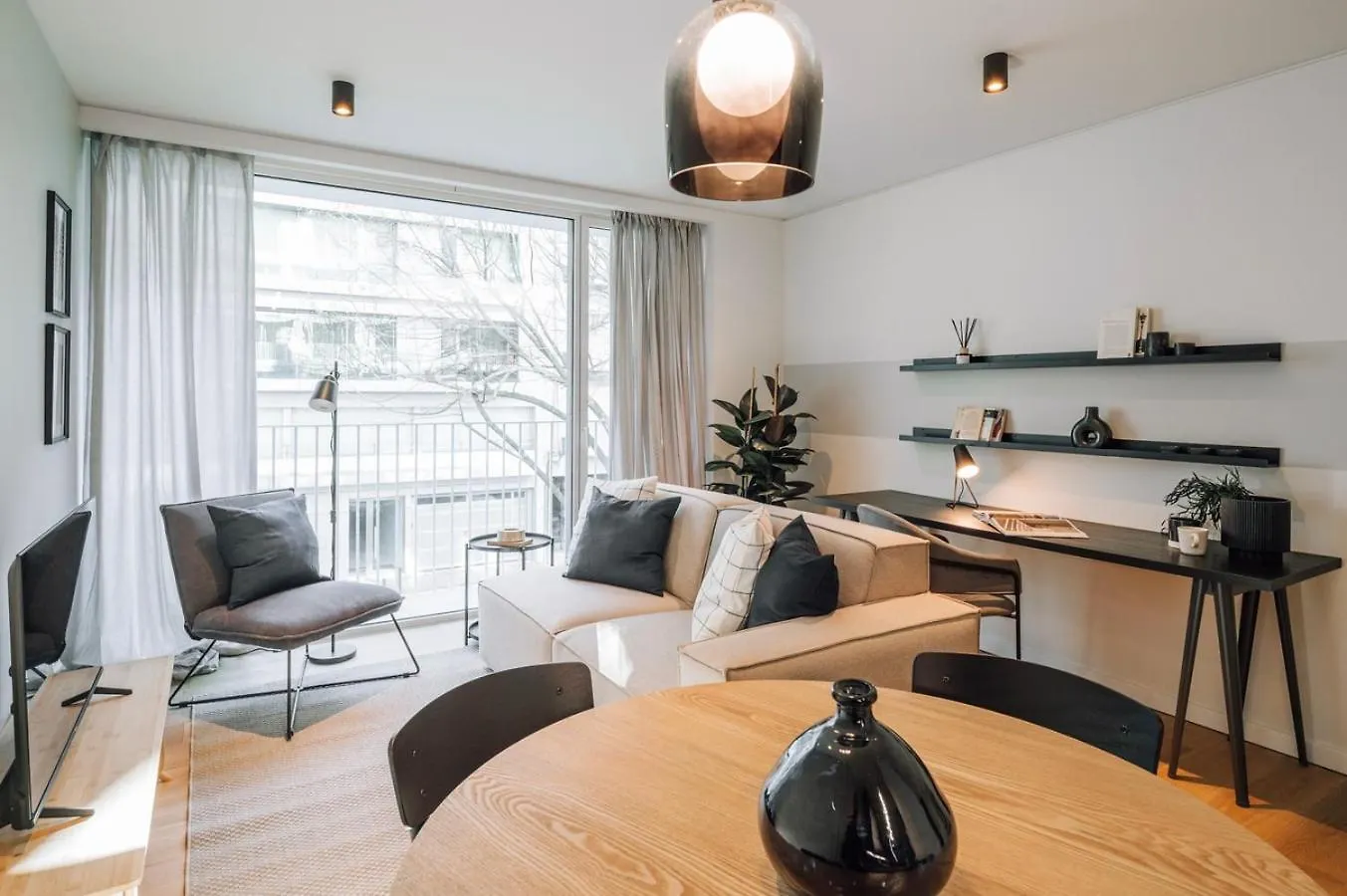 Tamariz - 1 Bedroom And Pool In Avenidas Novas 리스본 0*,